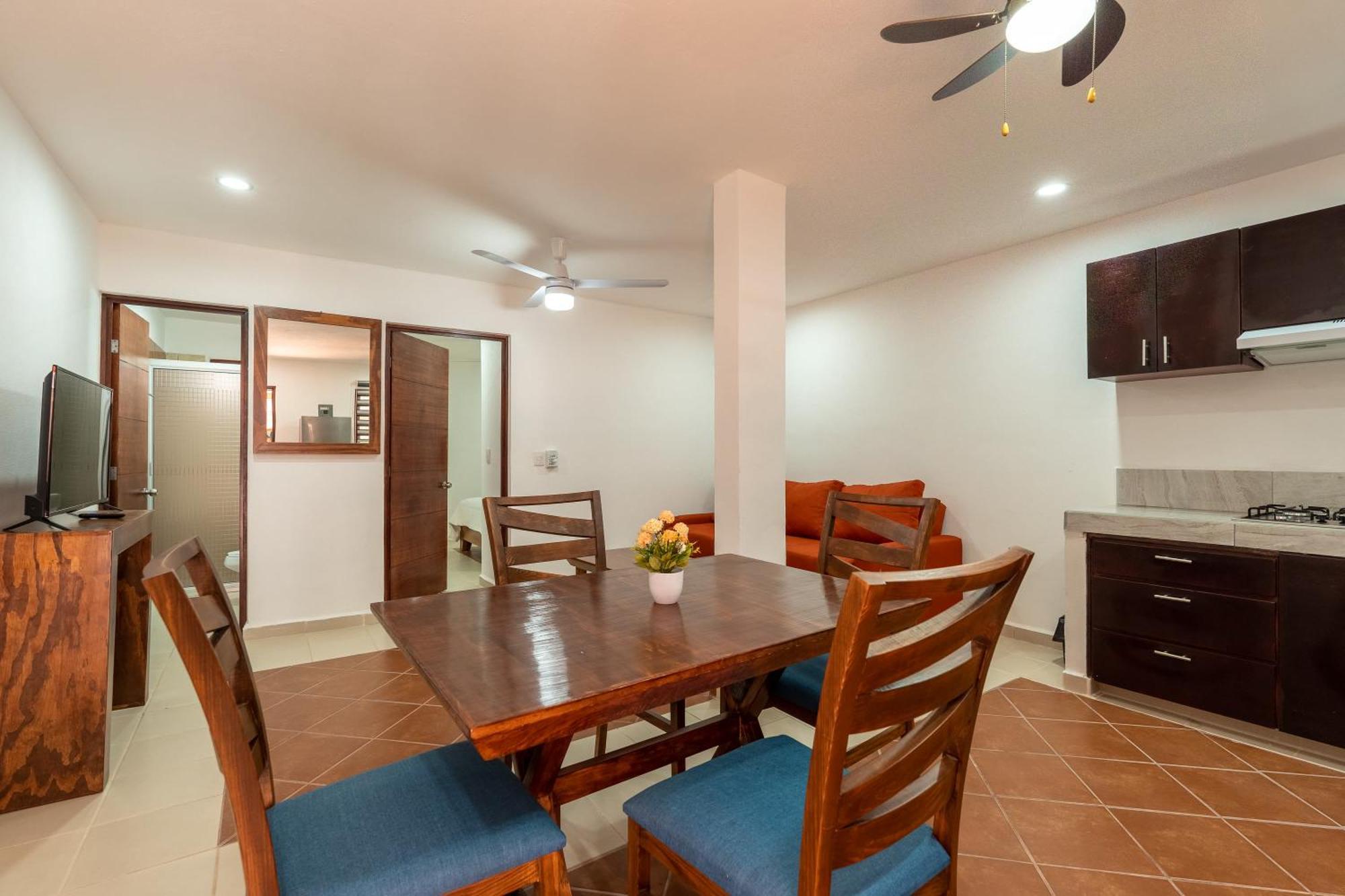 New Spacious Retreat In Apartamento Puerto Vallarta